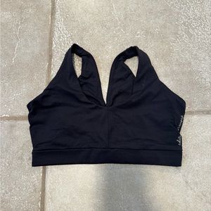 Whitney Simmons Season 2 sports bra, black in small